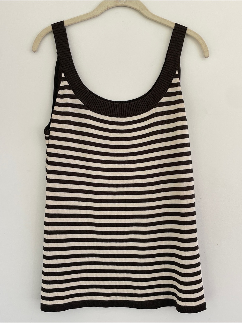 Ellen Tracy 100% Silk Striped Brown and Cream Knit Tank Top Lg